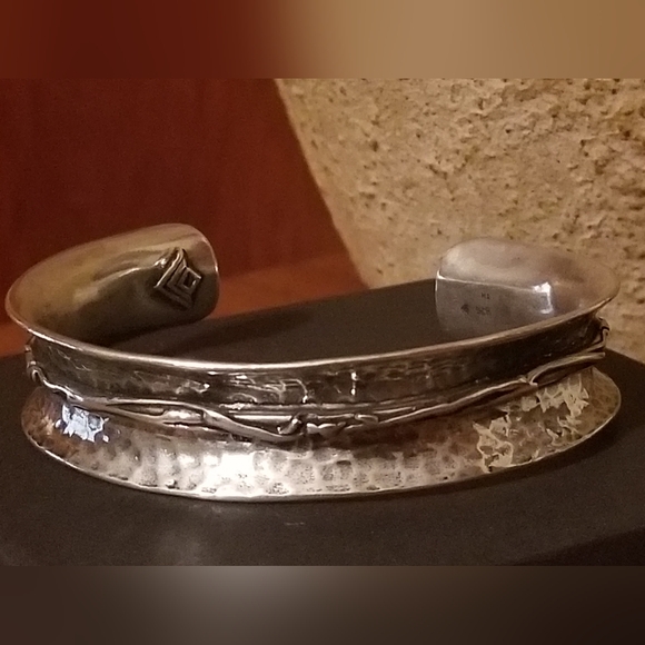 Rare Silpada Sterling Silver Cuff Bracelet - Picture 4 of 15